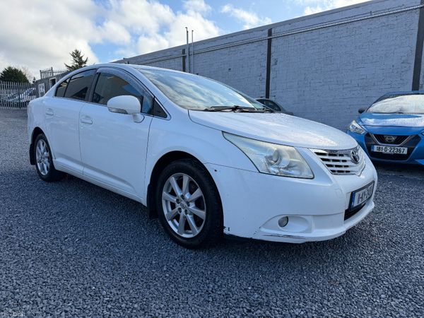 Toyota Avensis Saloon, Diesel, 2011, White