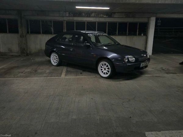 Toyota Corolla Hatchback, Petrol, 1999, Purple