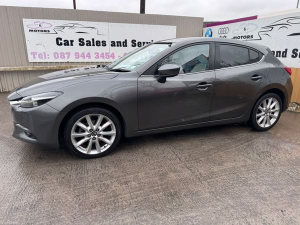 Mazda Mazda3 Hatchback, Diesel, 2017, Grey