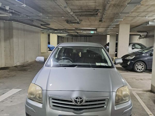 Toyota Avensis Saloon, Petrol, 2008, Grey
