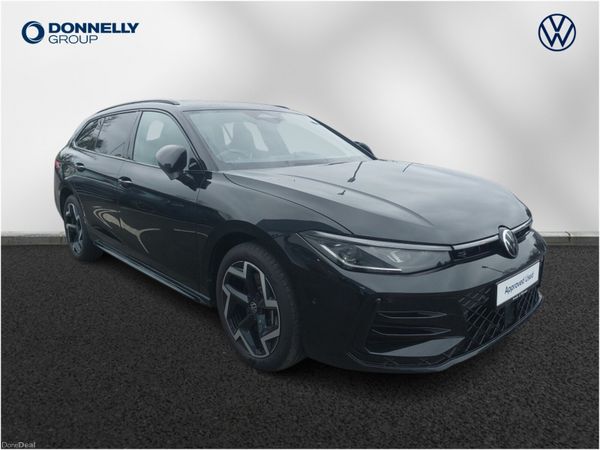 Volkswagen Passat Estate, Petrol Hybrid, 2025, Black