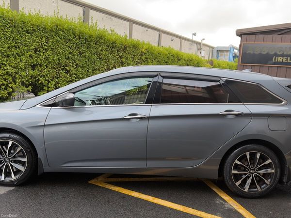 Hyundai i40 Estate/Jeep, Diesel, 2017, Grey