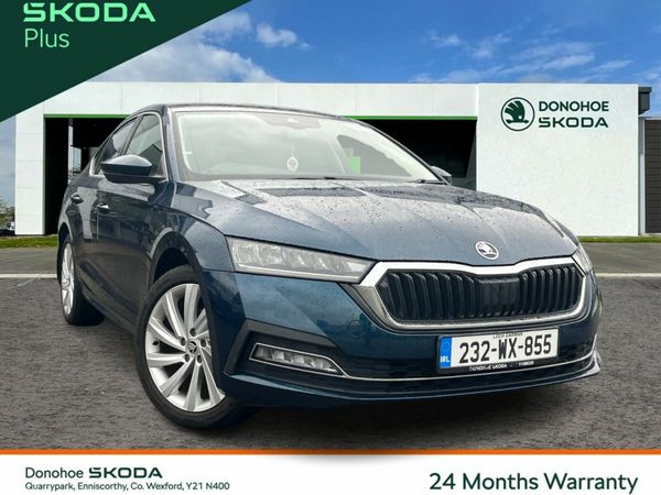 Skoda Octavia Saloon, Diesel, 2023, Blue