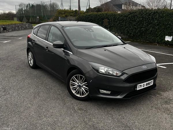 Ford Focus Hatchback, Diesel, 2017, Grey