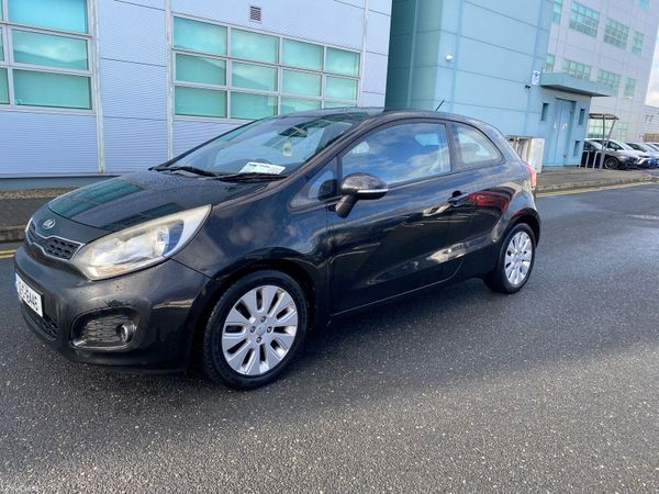 Kia Rio Hatchback, Petrol, 2012, Black