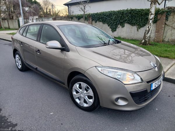 Renault Megane Estate, Diesel, 2012, Gold