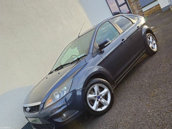 Ford Focus Hatchback, Diesel, 2009, Grey