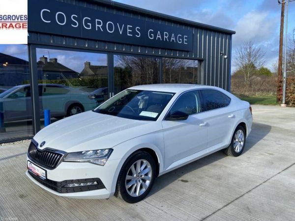 Skoda Superb Hatchback, Diesel, 2024, White