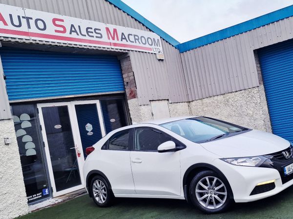 Honda Civic Hatchback, Petrol, 2014, White