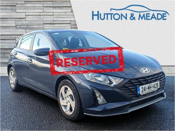 Hyundai i20 Hatchback, Petrol, 2024, Grey