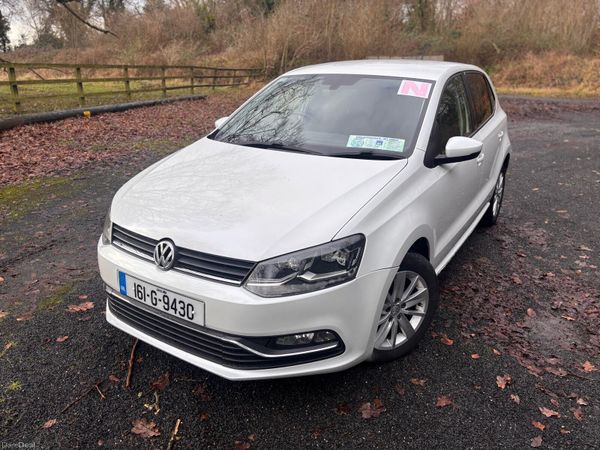 Volkswagen Polo Hatchback, Petrol, 2016, White