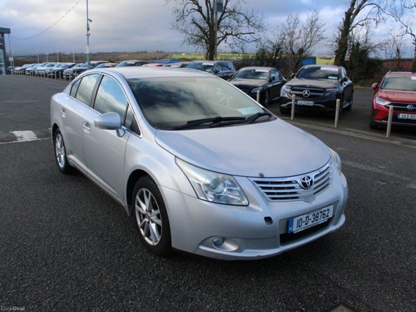 Toyota Avensis Saloon, Diesel, 2010, Silver