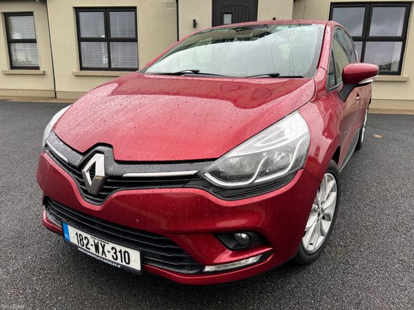 Renault Clio Hatchback, Petrol, 2018, Red