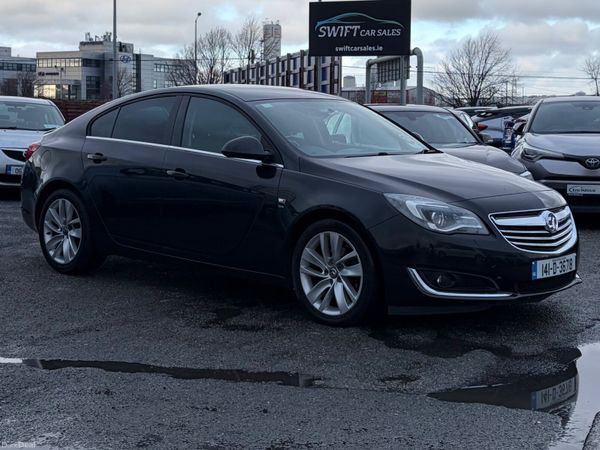 Vauxhall Insignia Hatchback, Diesel, 2014, Black