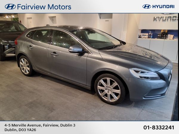 Volvo V40 Hatchback, Petrol, 2019, Grey