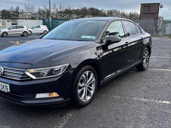 Volkswagen Passat Saloon, Diesel, 2017, Black