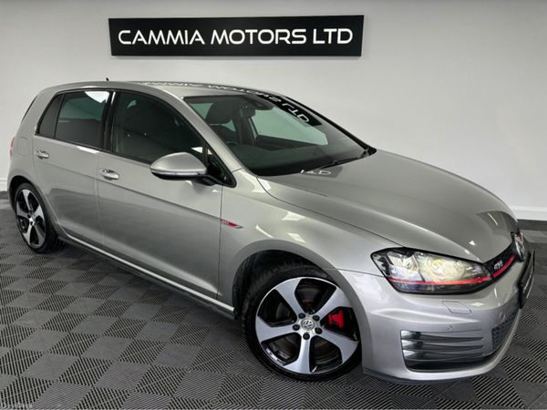 Volkswagen Golf Hatchback, Petrol, 2014, Silver