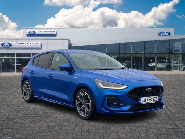 Ford Focus Hatchback, Petrol Hybrid, 2023, Blue