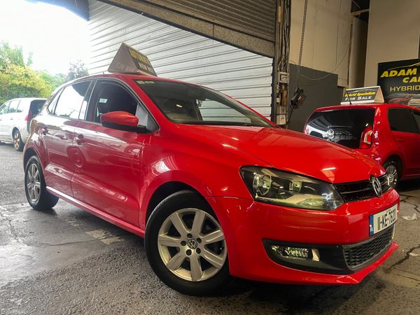 Volkswagen Polo Hatchback, Petrol, 2011, Red