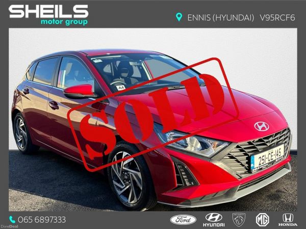 Hyundai i20 Hatchback, Petrol, 2025, Red