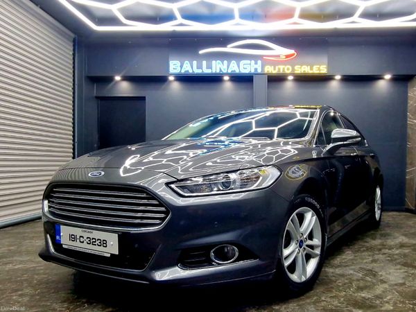 Ford Mondeo Hatchback, Diesel, 2019, Grey