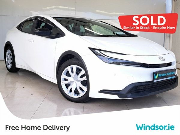 Toyota Prius Hatchback, Petrol Hybrid, 2023, White