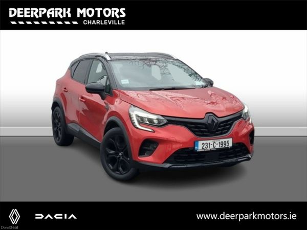 Renault Captur Hatchback, Petrol, 2023, Red