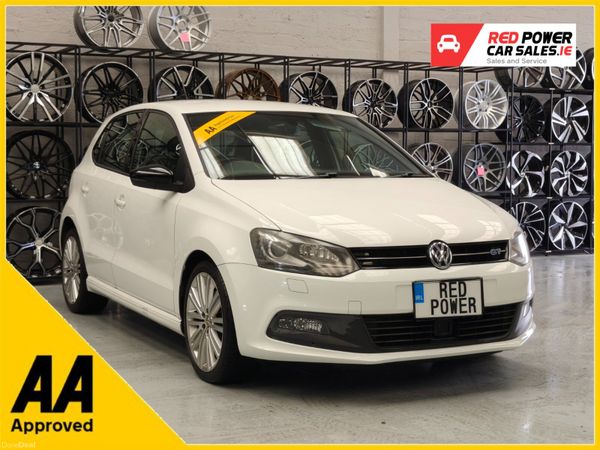Volkswagen Polo Hatchback, Petrol, 2015, White