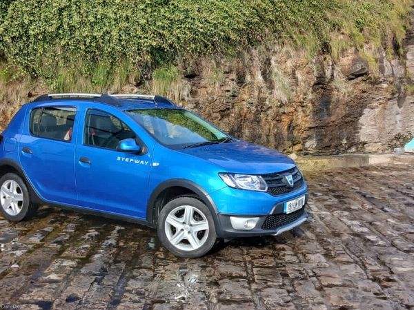 Dacia Sandero Stepway Hatchback, Petrol, 2015, Blue