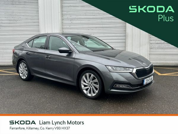 Skoda Octavia Saloon, Petrol, 2023, Grey