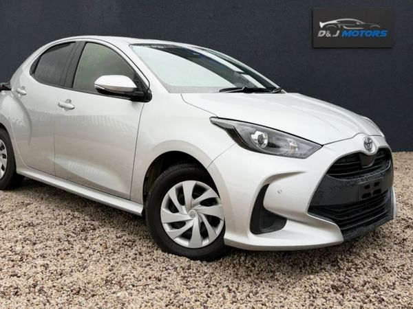 Toyota Yaris Hatchback, Petrol, 2020, Silver