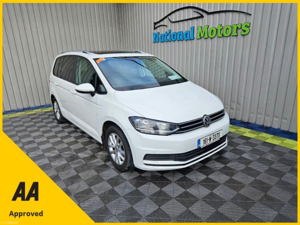 Volkswagen Touran MPV, Diesel, 2016, White