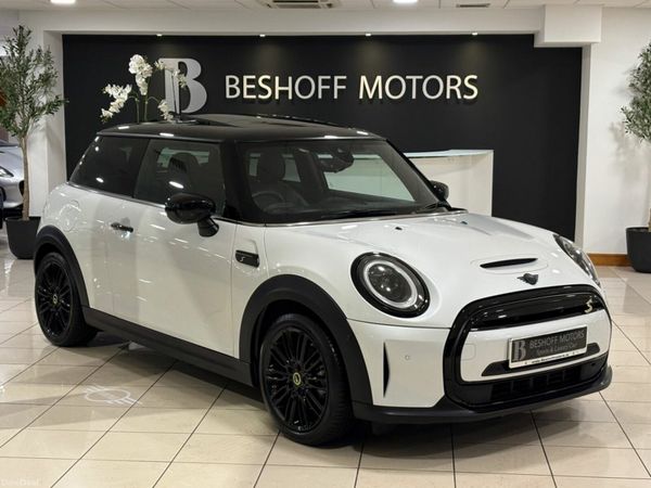 Mini Cooper Hatchback, Electric, 2024, White