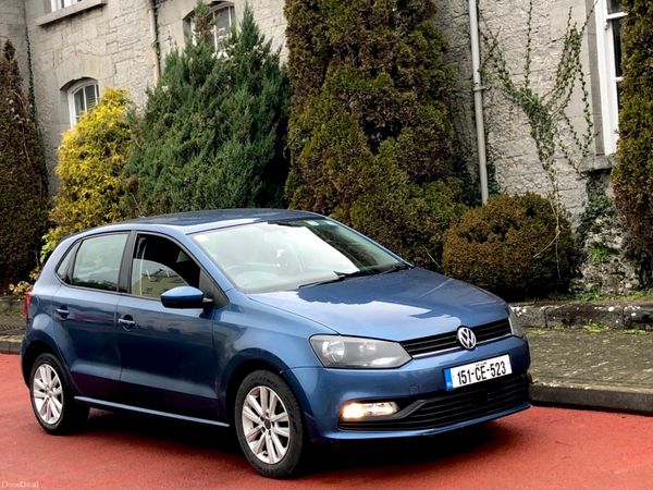 Volkswagen Polo Hatchback, Petrol, 2015, Green