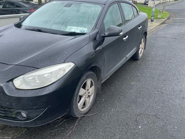Renault Fluence Saloon, Diesel, 2012, Black