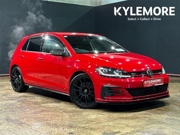 Volkswagen Golf Hatchback, Petrol, 2018, Red