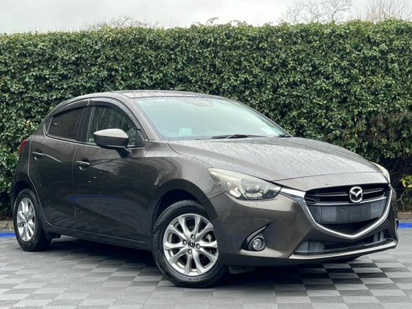 Mazda Demio Hatchback, Petrol, 2016, Grey