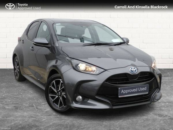 Toyota Yaris Hatchback, Petrol Hybrid, 2023, Grey