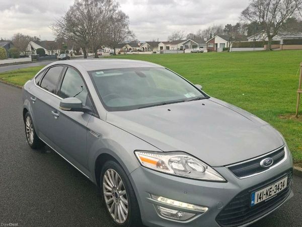 Ford Mondeo Hatchback, Diesel, 2014, Silver