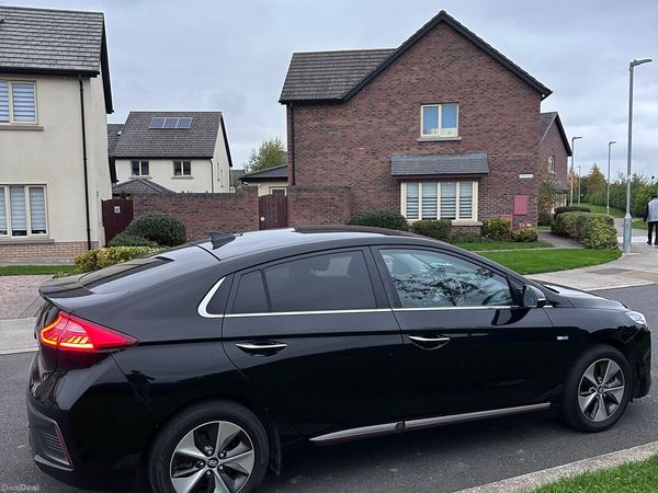 Hyundai IONIQ Hatchback, Electric, 2019, Black