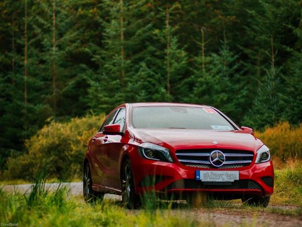 Mercedes-Benz A-Class Hatchback, Petrol, 2015, Red