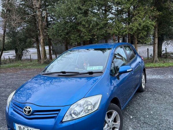 Toyota Auris Hatchback, Petrol, 2010, Blue