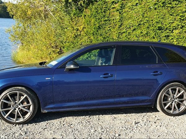 Audi A4 Estate, Diesel, 2017, Blue