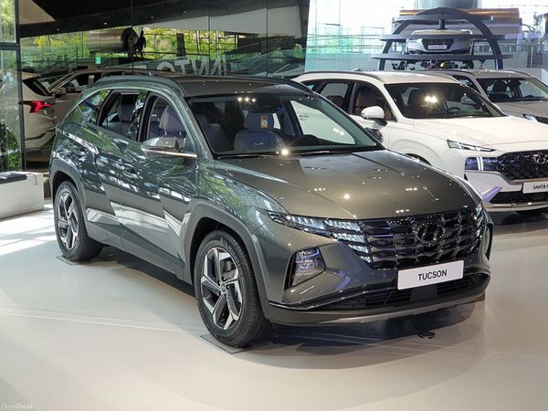 Hyundai Tucson SUV, Petrol Hybrid, 2022, Grey