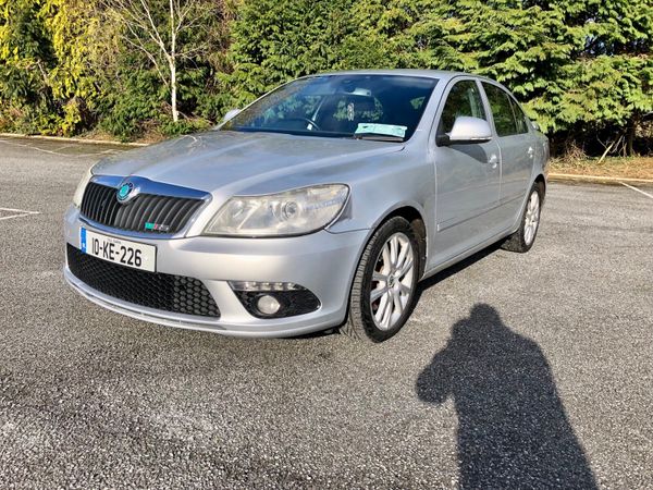 Skoda Octavia Saloon, Diesel, 2010, Silver