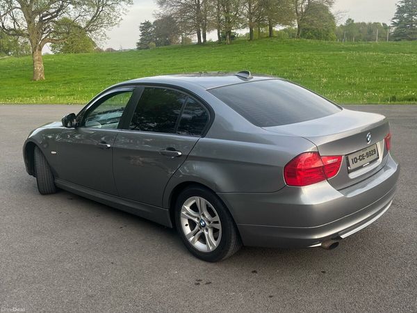 BMW 3-Series Saloon, Diesel, 2010, Grey