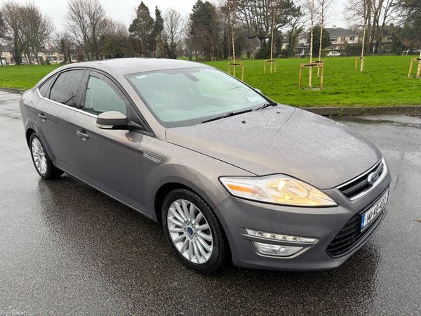 Ford Mondeo Hatchback, Diesel, 2014, Brown