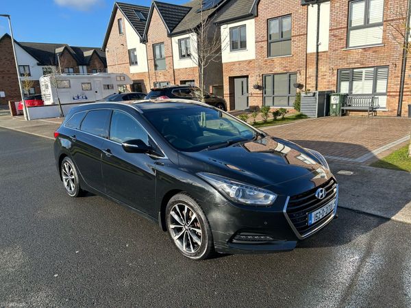 Hyundai i40 Estate/Jeep, Diesel, 2015, Black