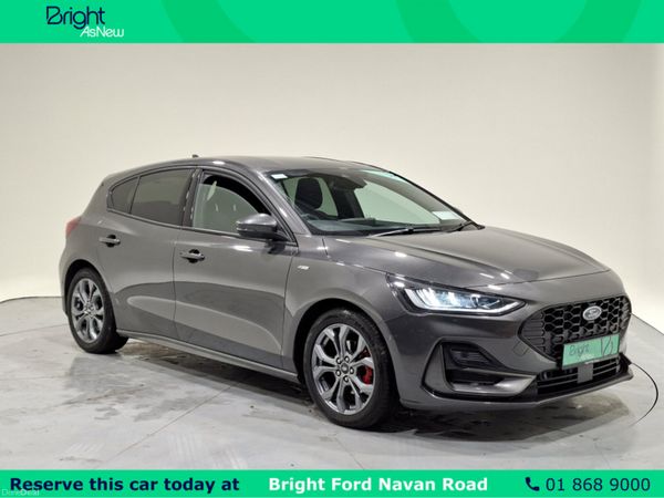 Ford Focus Hatchback, Petrol, 2024, Grey