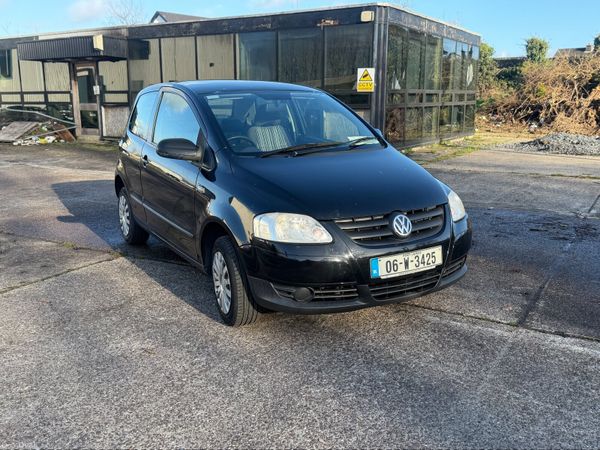 Volkswagen Fox Hatchback, Petrol, 2006, Black